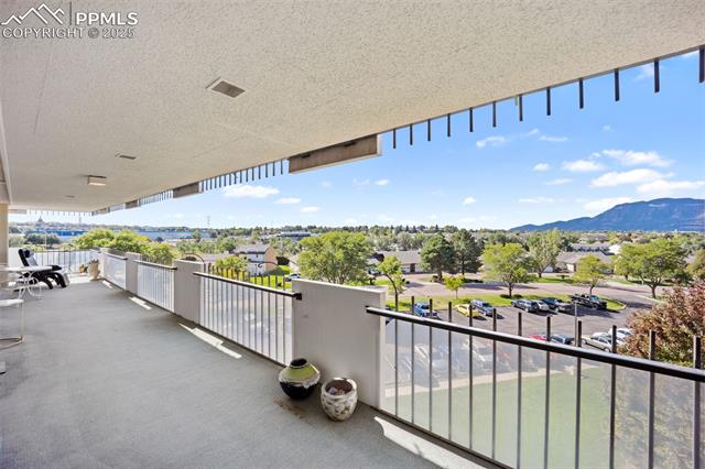 411 Lakewood Circle B533