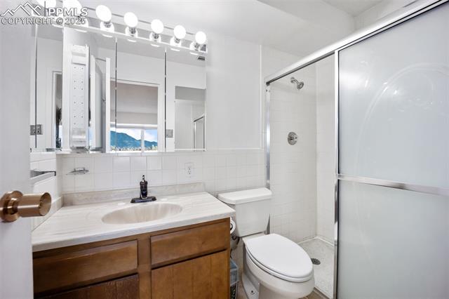 411 Lakewood Circle B533