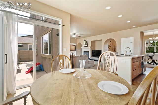 5977 Cumbre Vista Way