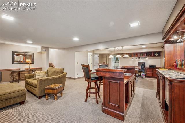 514 Crystal Hills Boulevard