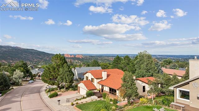 514 Crystal Hills Boulevard