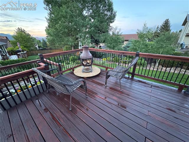 514 Crystal Hills Boulevard