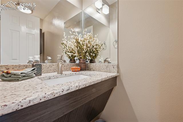 514 Crystal Hills Boulevard