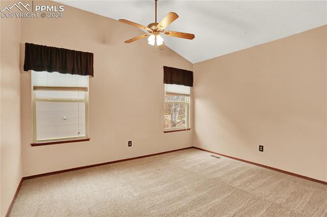 695 Fernglen Court
