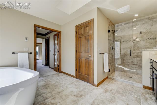 1825 Squire Ridge Court