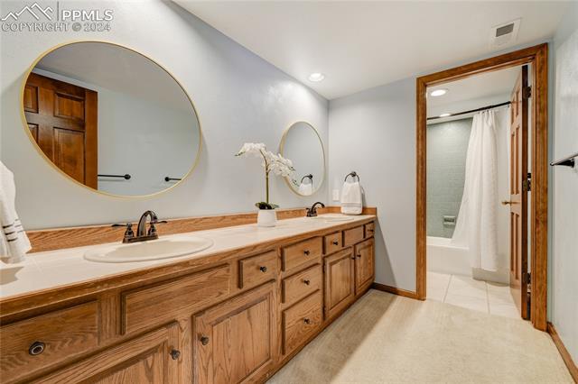 1825 Squire Ridge Court