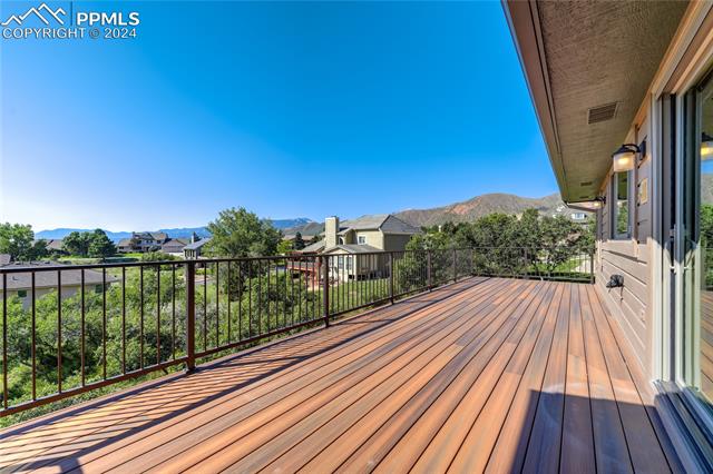 1825 Squire Ridge Court