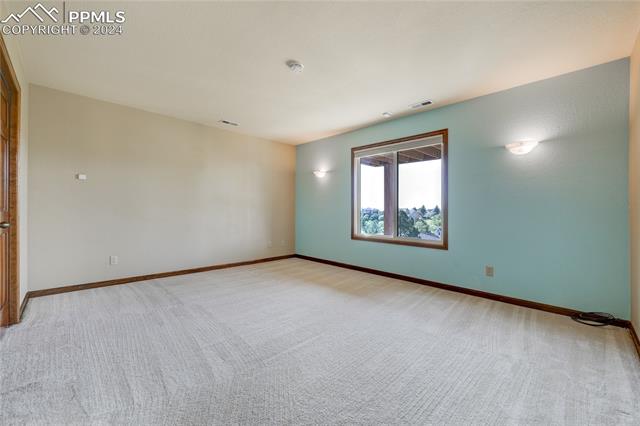 1825 Squire Ridge Court