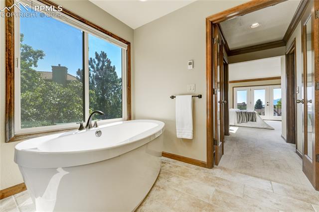 1825 Squire Ridge Court
