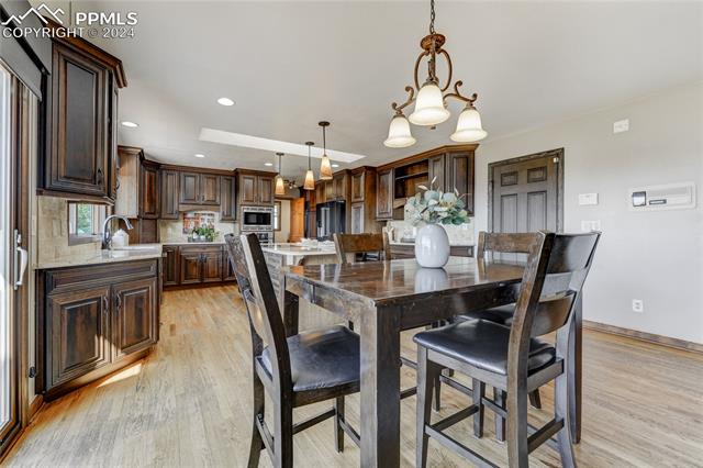 1825 Squire Ridge Court