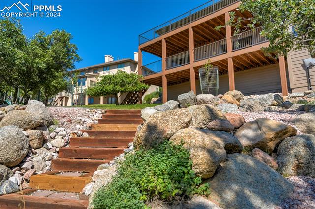 1825 Squire Ridge Court