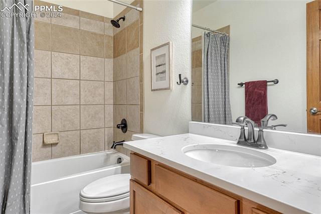 7080 Franciville Road