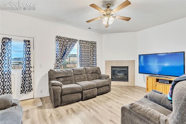 7325 Glenburn Drive