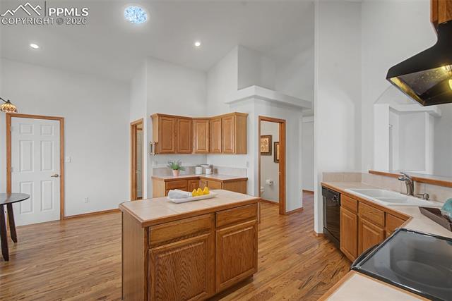 4040 Golf Club Drive