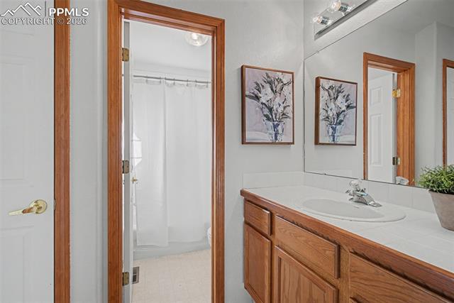 4040 Golf Club Drive