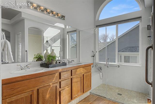 4040 Golf Club Drive