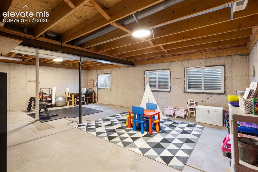 8925 Edgefield Drive