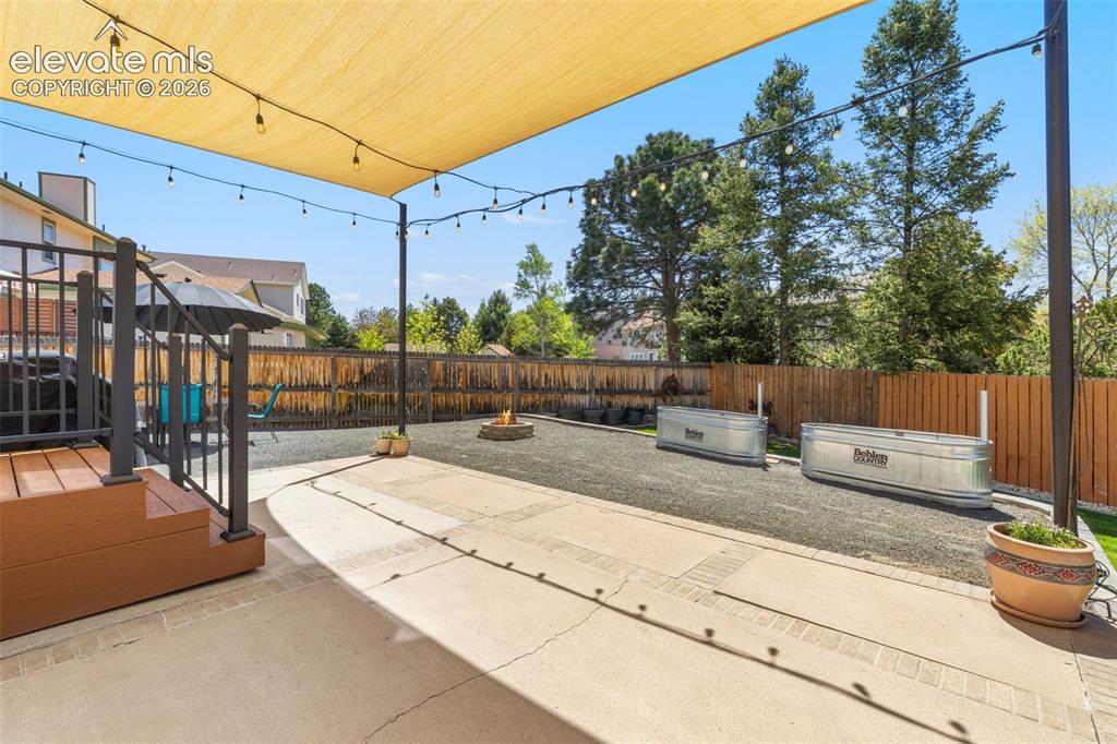 8925 Edgefield Drive