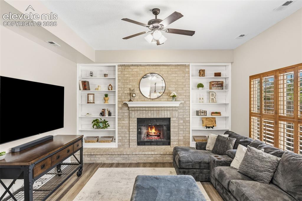 8925 Edgefield Drive
