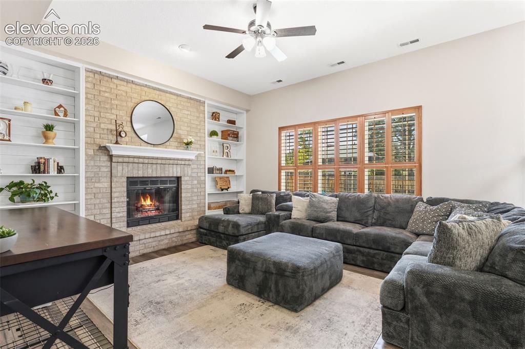 8925 Edgefield Drive