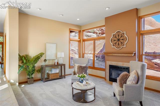 6273 Torrey Pines Drive