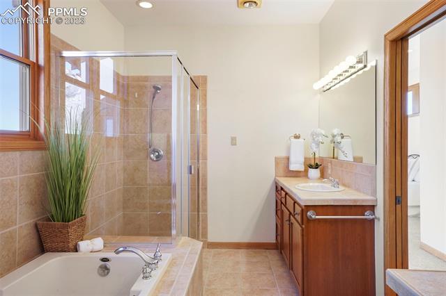 6273 Torrey Pines Drive