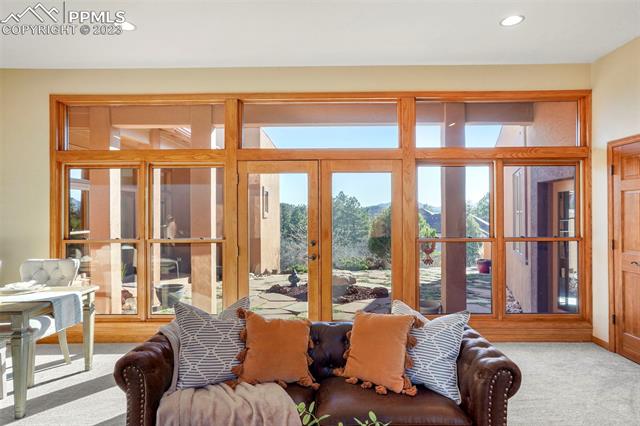 6273 Torrey Pines Drive