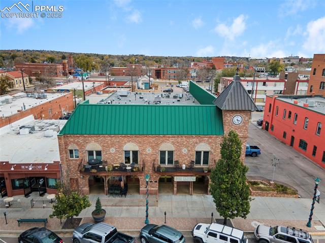 319 N Tejon Street 202