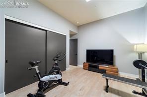 319 N Tejon Street 202