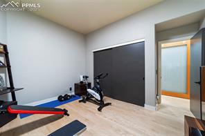 319 N Tejon Street 202
