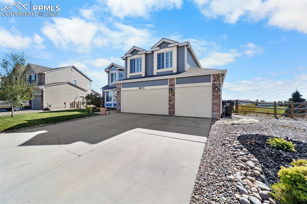 8726 Royal Melbourne Circle
