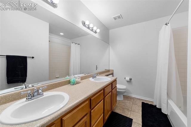 8726 Royal Melbourne Circle