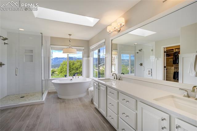 403 Fox Run Circle