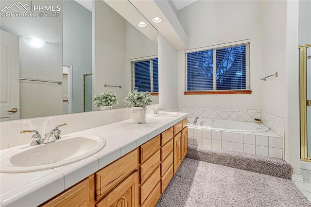 5565 Canvasback Court