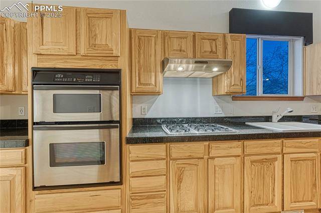 5565 Canvasback Court