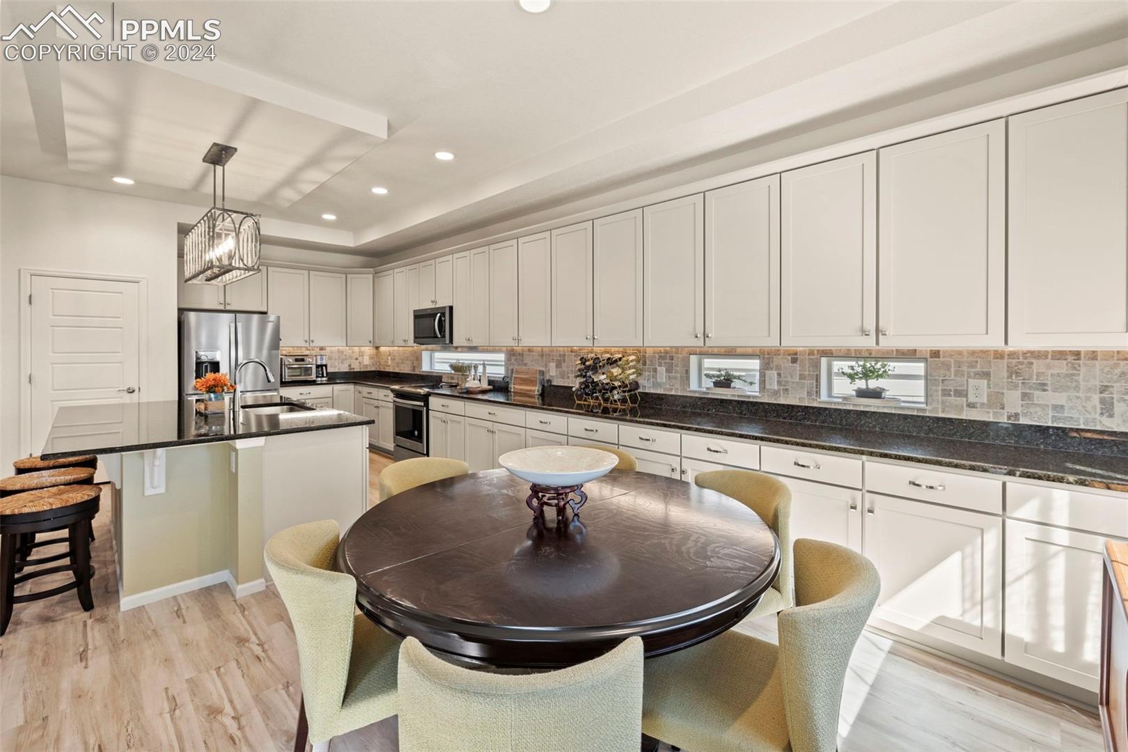 6179 Armdale Heights