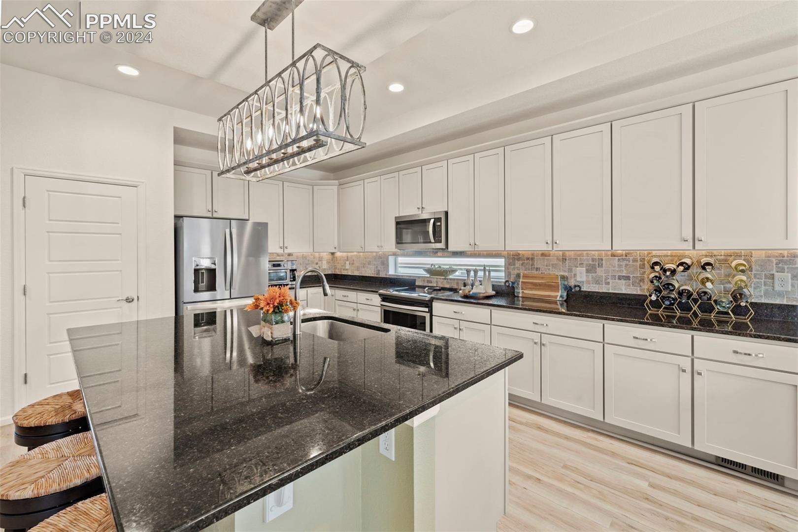 6179 Armdale Heights