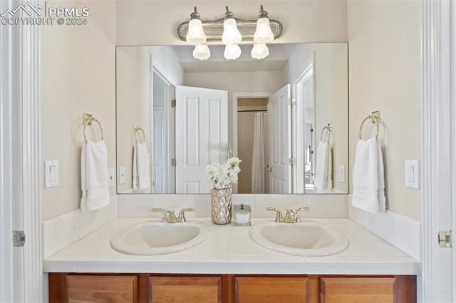 19610 Rathbone Circle