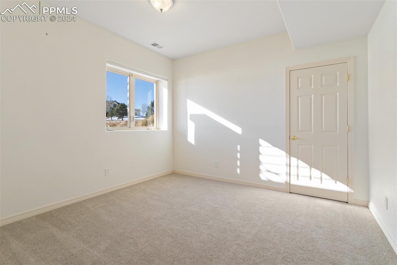 19610 Rathbone Circle