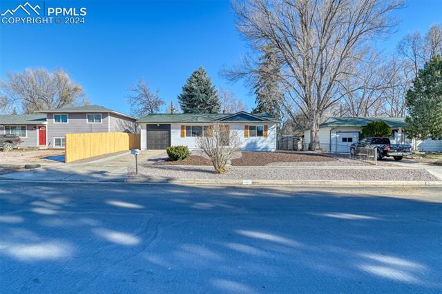 805 Querida Drive