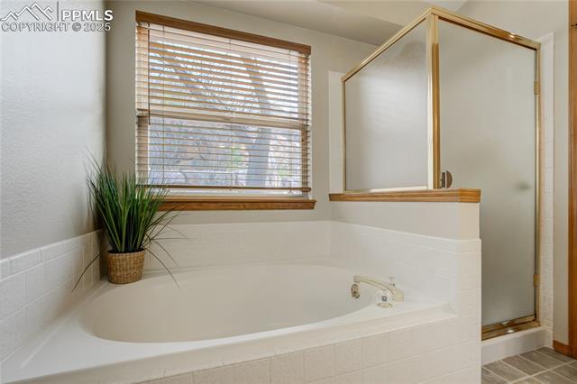 5457 Lions Gate Lane