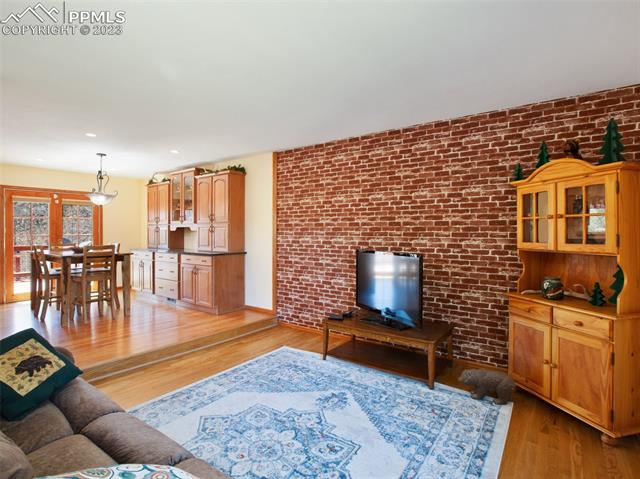 141 Dolomite Drive