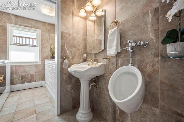 8475 Red Spring Valley Road