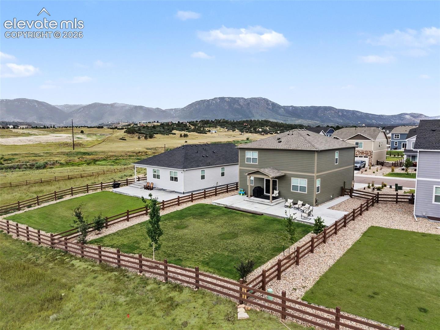 2225 Teachout Creek Court