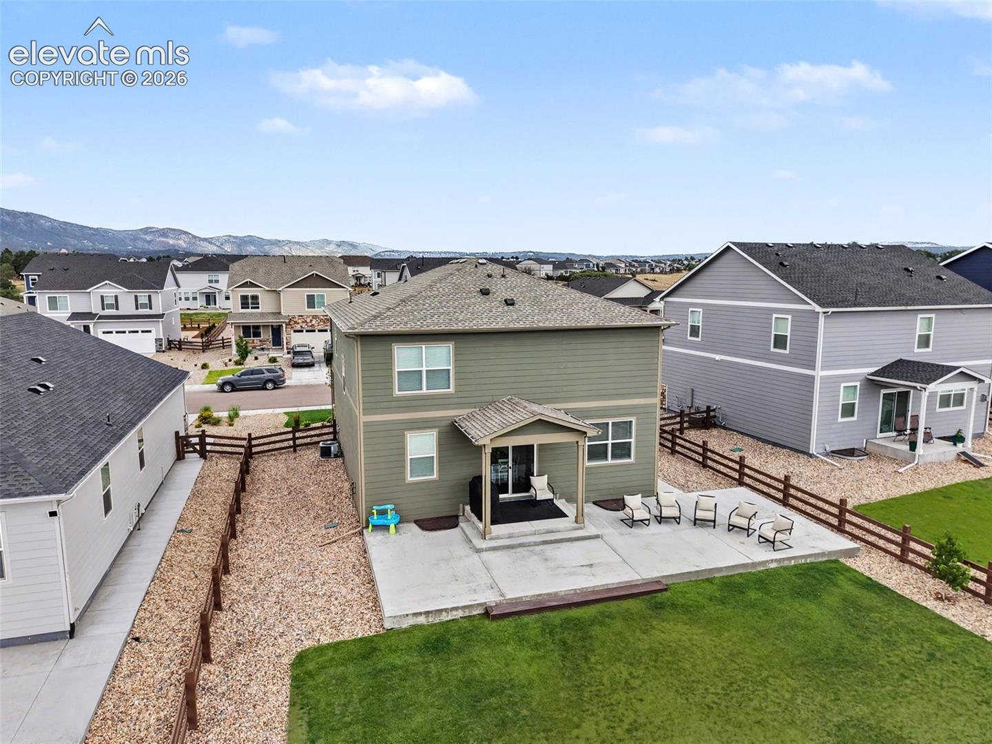 2225 Teachout Creek Court