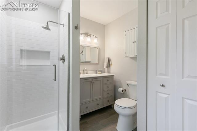 4376 Teeter Totter Circle