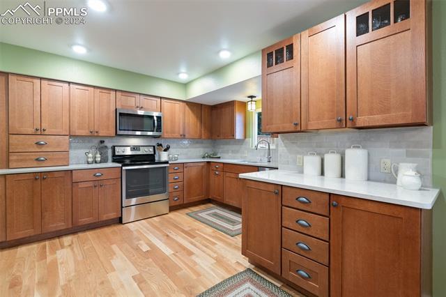 4376 Teeter Totter Circle