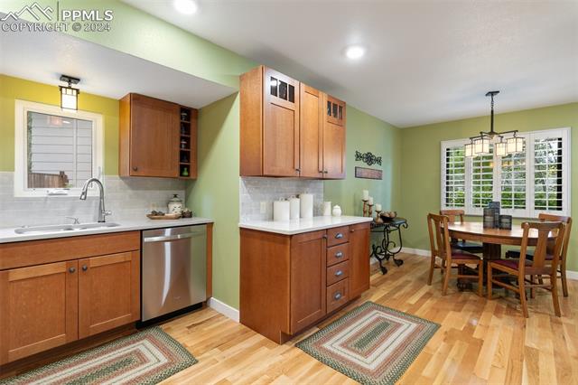 4376 Teeter Totter Circle