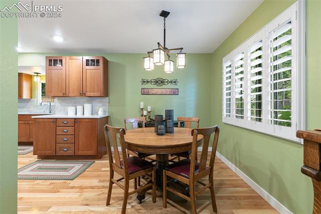 4376 Teeter Totter Circle