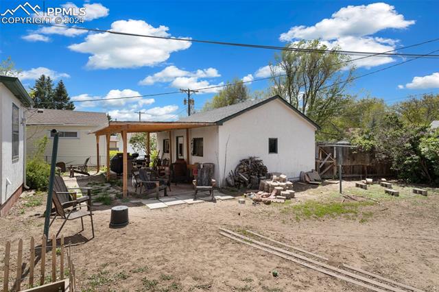 2418 N Corona Street